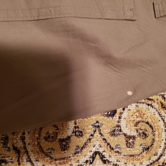 Shorts - Picture 6 of 6